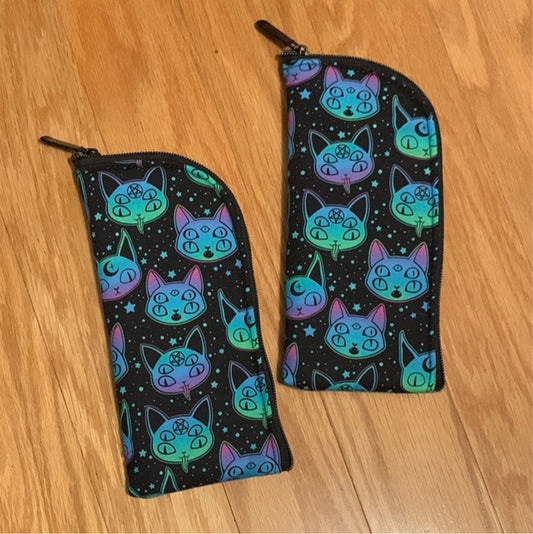 Spooky cat soft glasses case