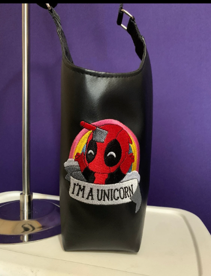 I'm a unicorn tumbler tote